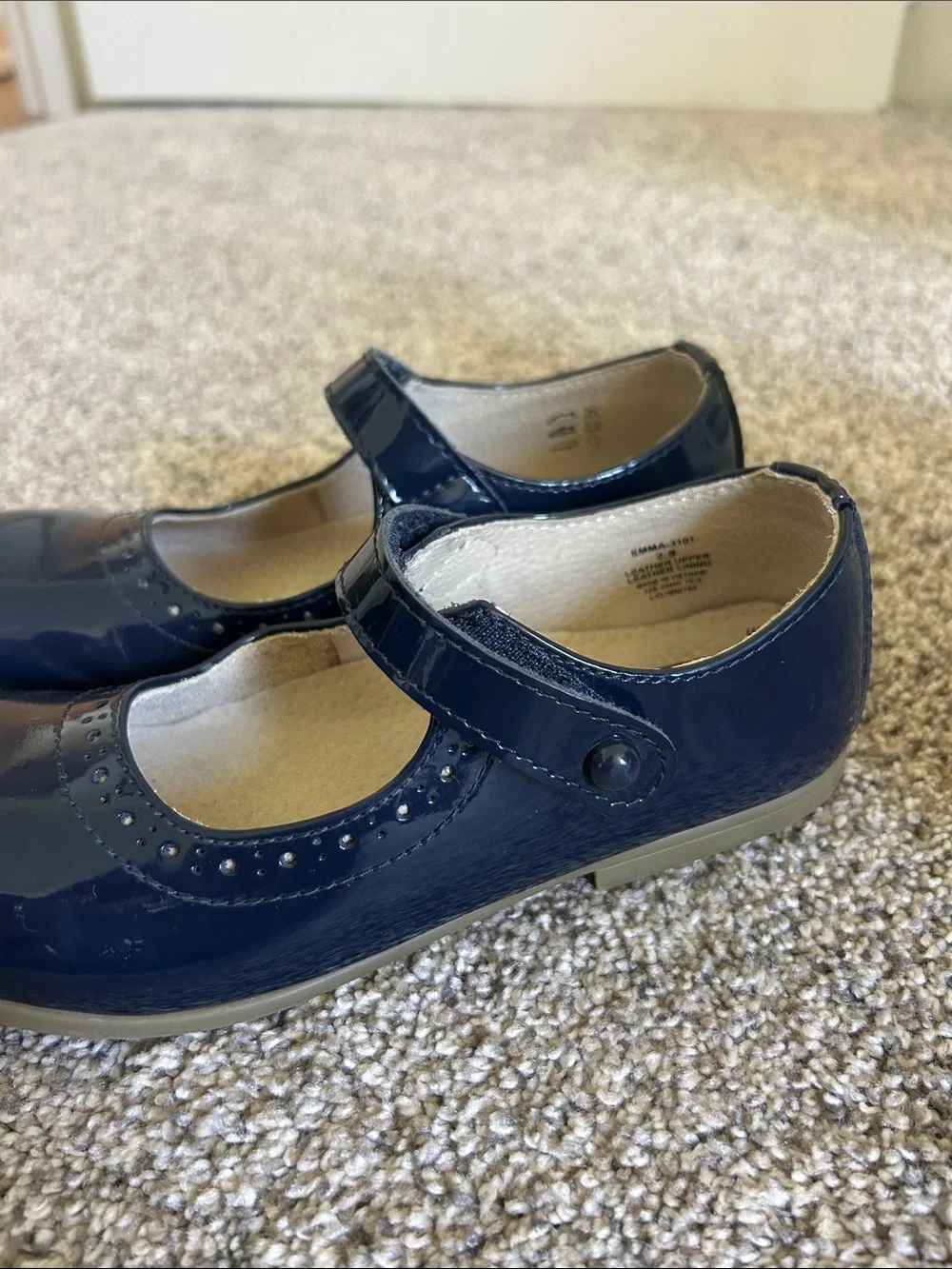 FootMates Girls Navy Patent Mary Jane Shoes